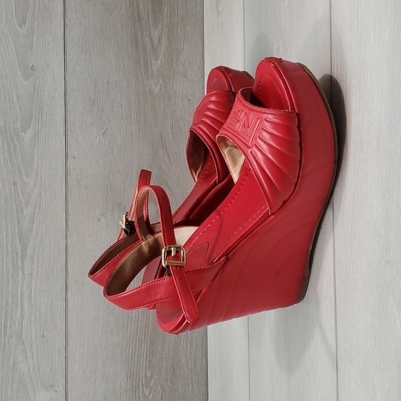 Fendi Womens Leather Wedge Sandals shoes sz 39/8 - Picture 1 of 14